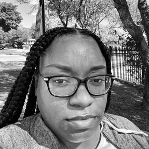 Meet your Posher, Britney